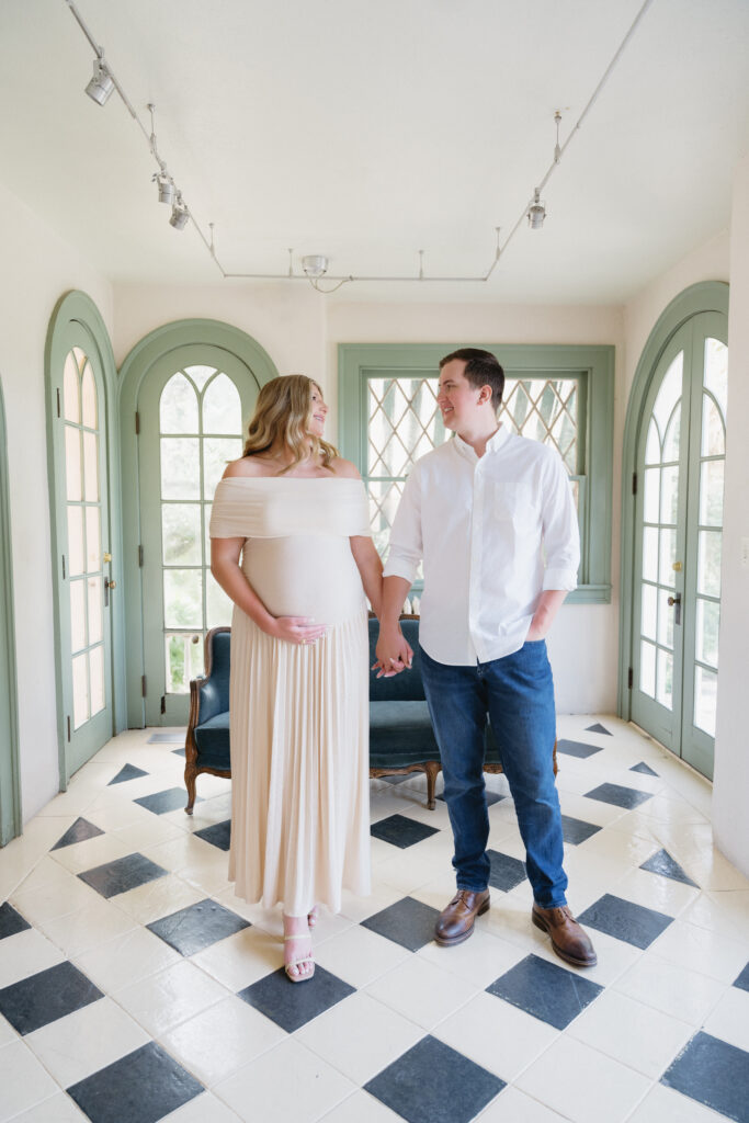 laguna gloria, maternity session, edgerly photography, elegance