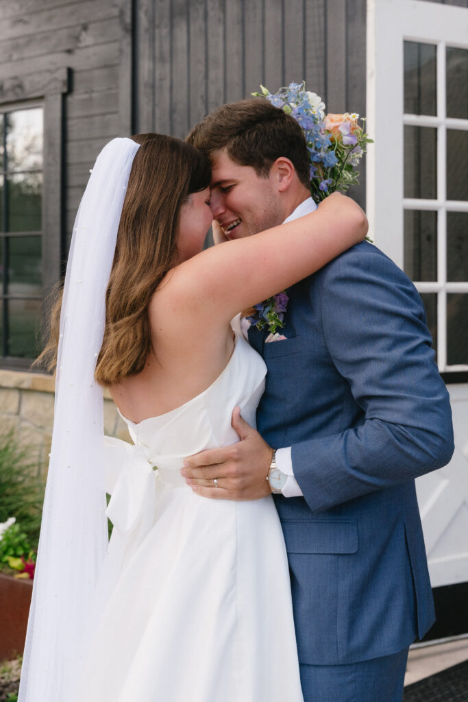 Bride + Groom Portraits, bridal moments, wedding day, newlyweds