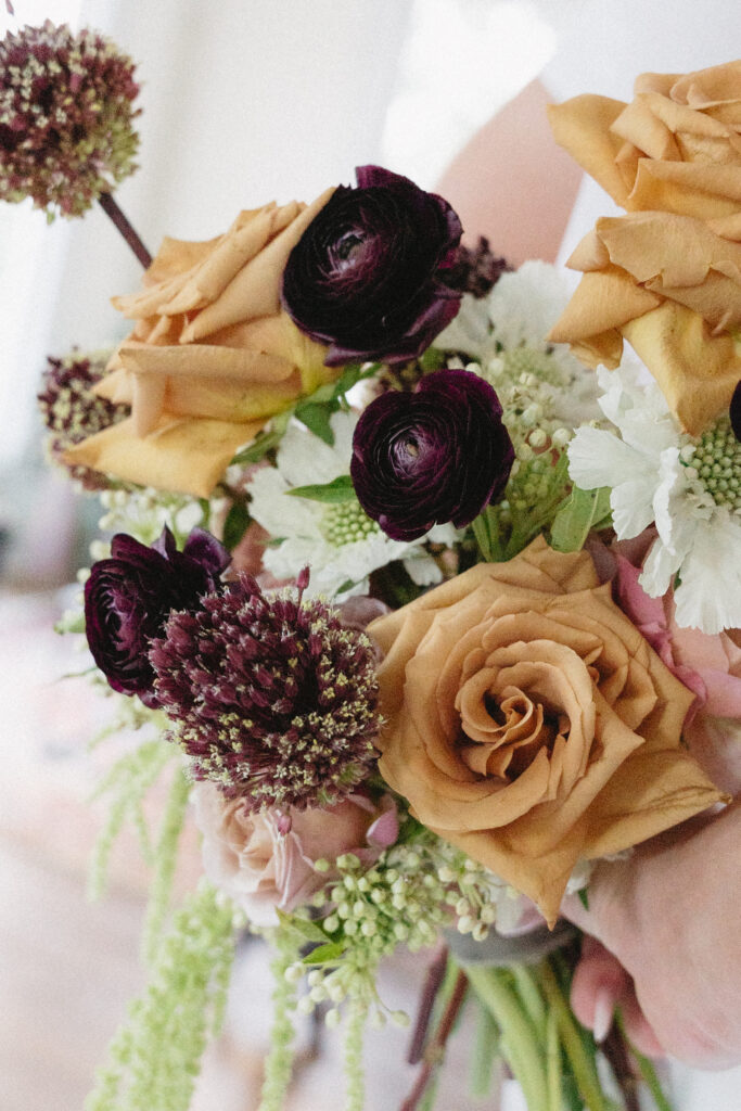 Fun Florals, Fall Weddings, Austin Weddings, Bridal Session, Bridal Details, Petite Bouquet