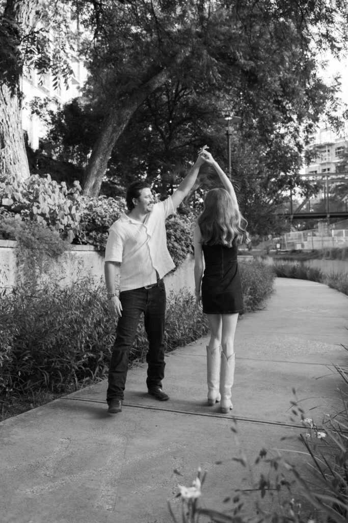 Engagement photos for awkward couples